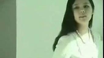 性感保姆的作用,重塑家庭温馨与和谐的秘密武器  第2张